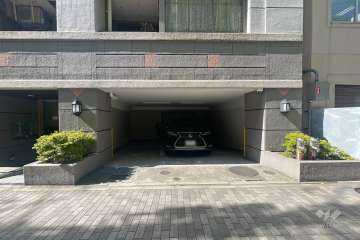 敷地内駐車場（屋内平面式）