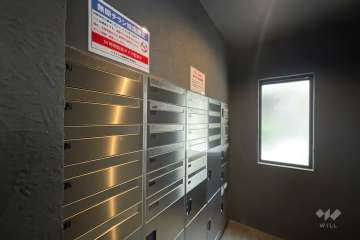 宅配ボックスと共用ポスト