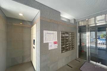 宅配ボックスと共用ポスト　