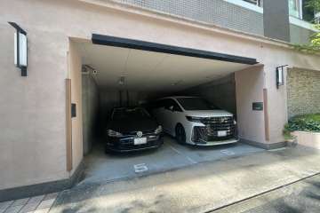 敷地内駐車場（屋内平面式）