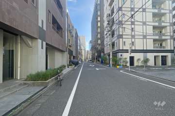 敷地北西側の前面道路　