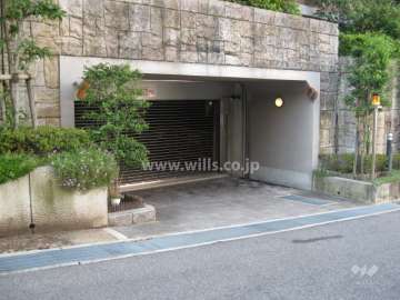 駐車場入り口