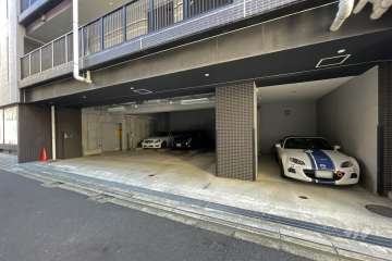 敷地内駐車場（屋内平面式・屋内機械式）