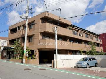 プリメゾン夙川の外観（南西側から）