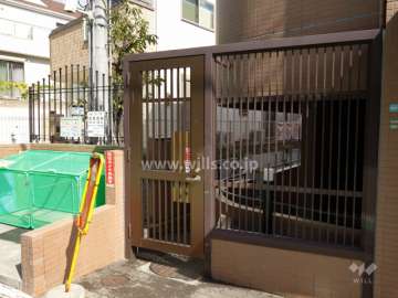 駐輪場の出入り口