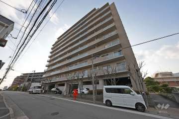 ヒルズ夙川の外観（北東側から）