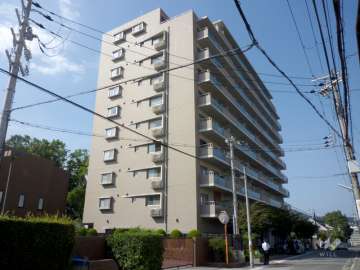 ヒルズ夙川の外観（南東側から）