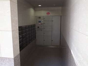 共用ポストと宅配ボックス