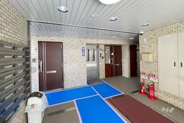 エントランスホール