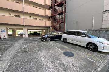 敷地内駐車場（屋外平面式）