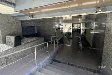 エントランスアプローチ　