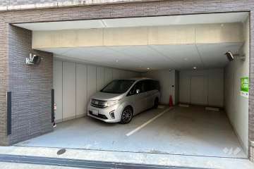 敷地内駐車場（屋内平面式）