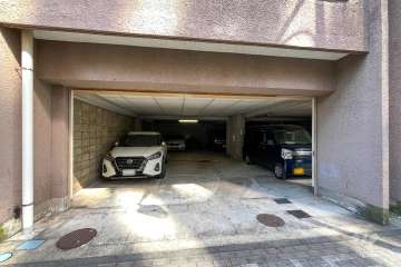 敷地内駐車場（屋内平面式）