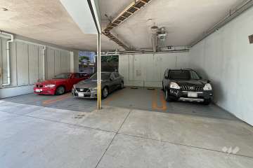 敷地内駐車場（屋内平面式）