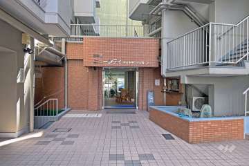 エントランスアプローチ