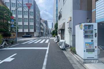 敷地南西側の前面道路