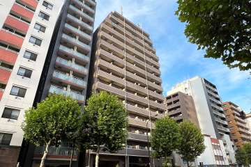 メゾン・ド・ヴィレ日本橋浜町の外観（南側から）