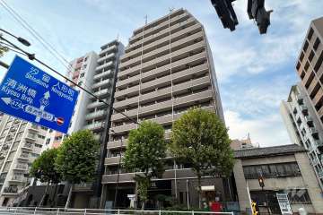 メゾン・ド・ヴィレ日本橋浜町の外観（南東側から）