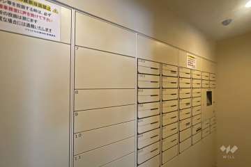 共用ポストと宅配ボックス