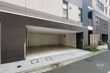 敷地内駐車場（屋内平面式）
