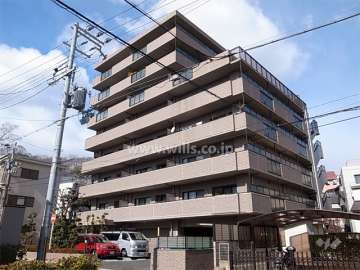藤和シティホームズ夙川さくら道の外観（南東側から）