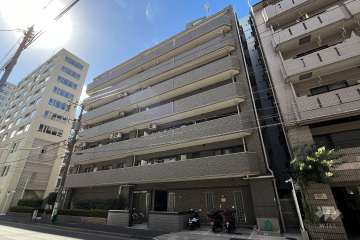 ライオンズマンション日本橋浜町の外観（南東側から）