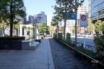 敷地北東側の前面道路
