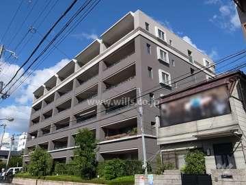 ザ・ステイツヒルズ夙川の外観（南東側から）