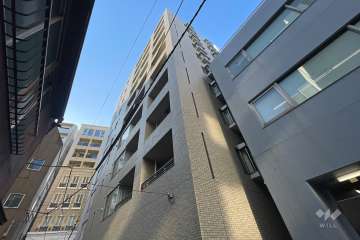 アクシルコート日本橋の外観（東側から）