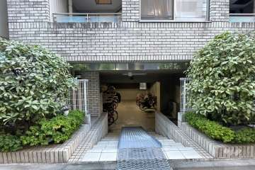 屋内に設けられた駐輪場