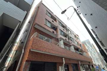 朝日八丁堀マンションの外観（南西側から）