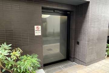 駐輪場出入り口