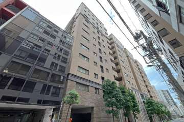 クイーンズパレス東京中央の外観（北東側から）