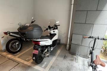 バイク置き場