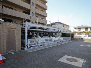 敷地内駐車場（屋外機械式）