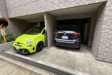 敷地内駐車場（屋内平面式）