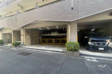 敷地内駐車場（屋内機械式）