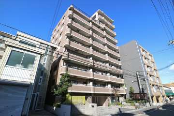 リブコート鳴尾の外観（南東側から）