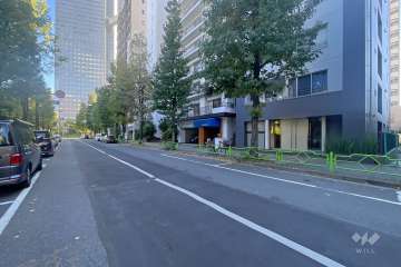 敷地北西側の前面道路　