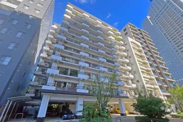 明石町アビタシオンの外観（南側から）