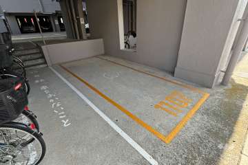 敷地内駐車場（屋内平面式）