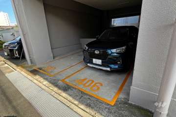 敷地内駐車場（屋内平面式、屋外平面式）