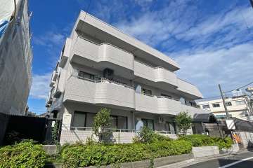 グリーンキャピタル中野江原町の外観（南東側から）