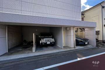 敷地内駐車場（屋内平面式、屋外平面式）