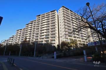 グランドメゾン江古田の杜の外観（南西側から）