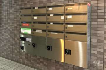 宅配ボックスと共用ポスト