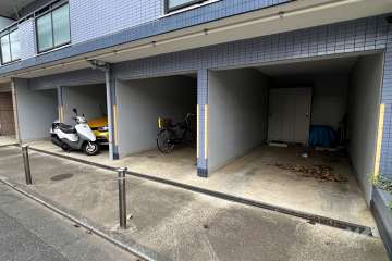 敷地内駐車場（屋内平面式）