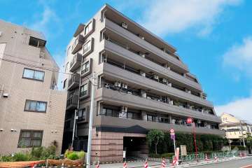 エクレールコート鷺ノ宮の外観（南東側から）