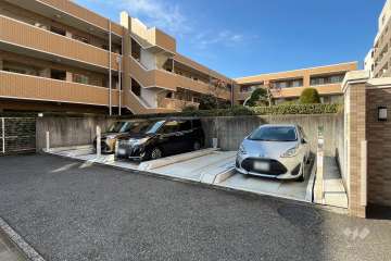 敷地内駐車場（屋外機械式）