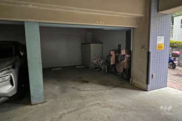 敷地内駐車場（屋内平面式）